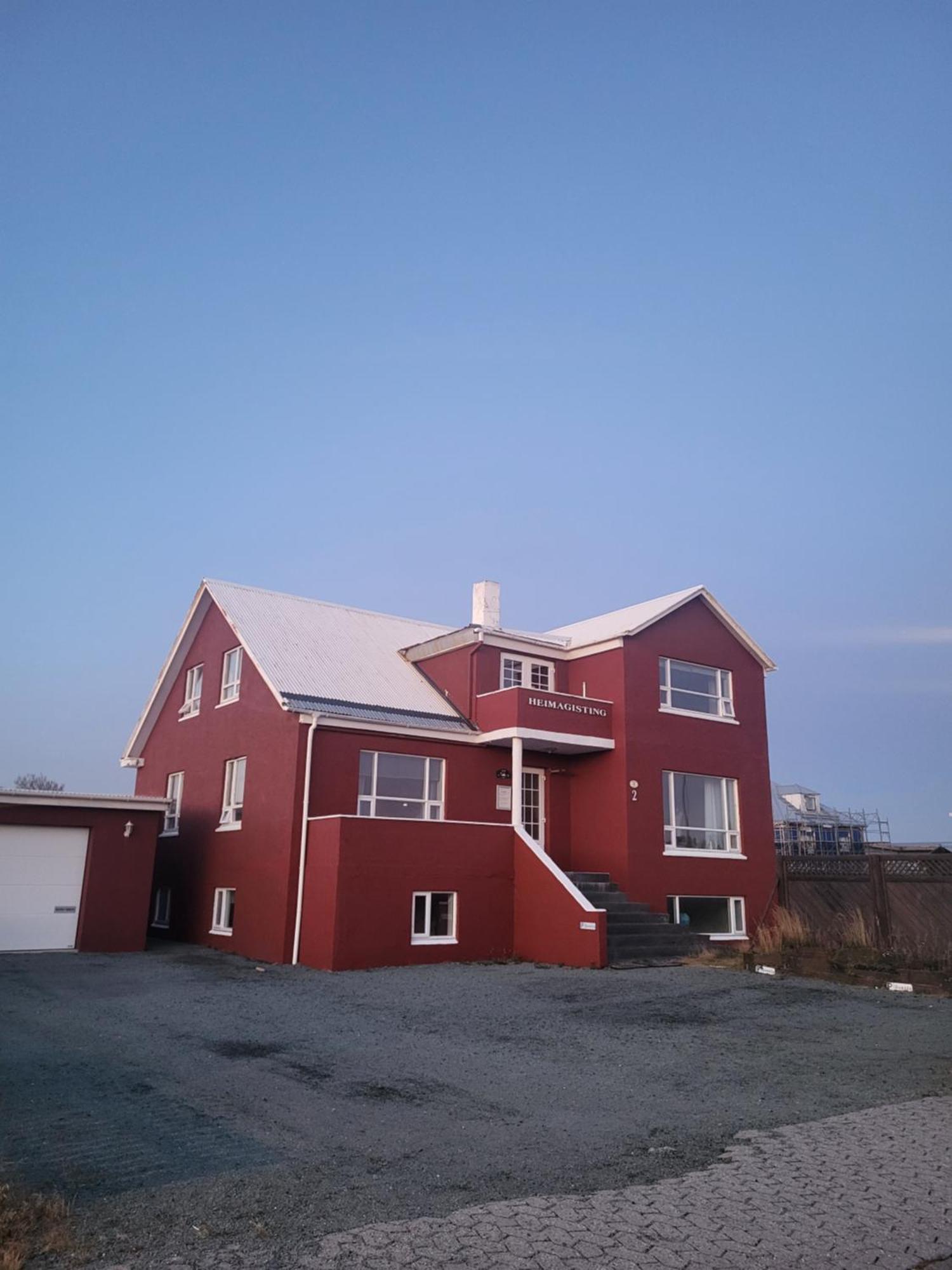 Grindavik Guesthouse Self Check In & Out Exteriér fotografie